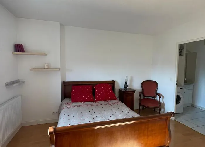 T4 Chartrons Ravezies Appartement